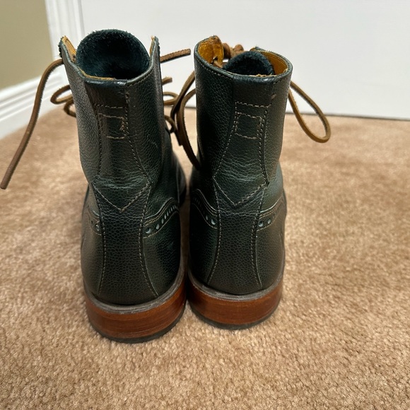 Frye USA Men’s 8.5 Arkansas Brogue Leather Boots Sold Elsewhere - Picture 4 of 10